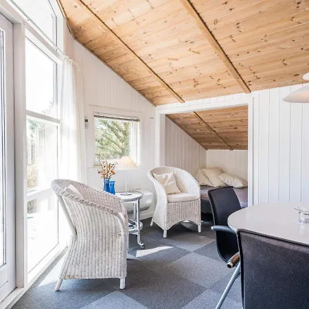 Vakantiehuis Holiday Henne Lxxiv *